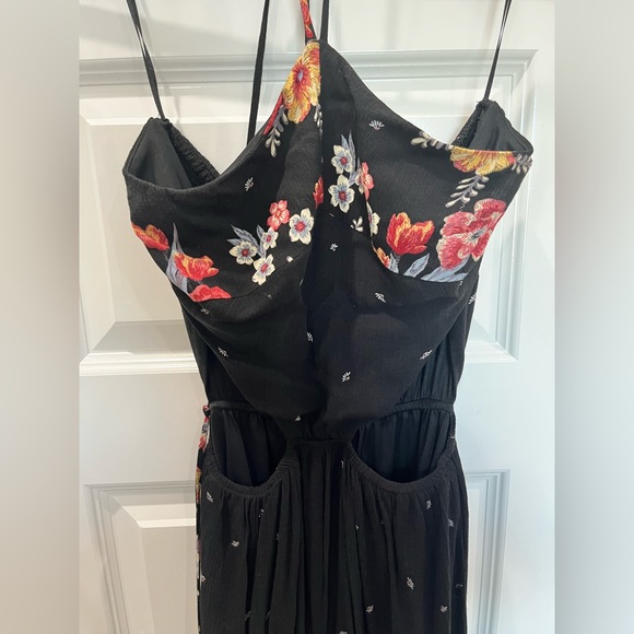 Sienna sky Black Jumpsuit. - Picture 2 of 9